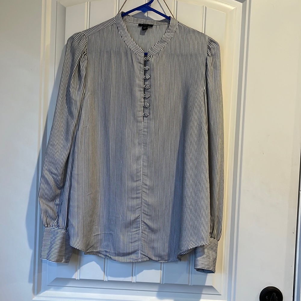NWOT Ann Taylor Petite Stripe Puff Sleeve Shirt